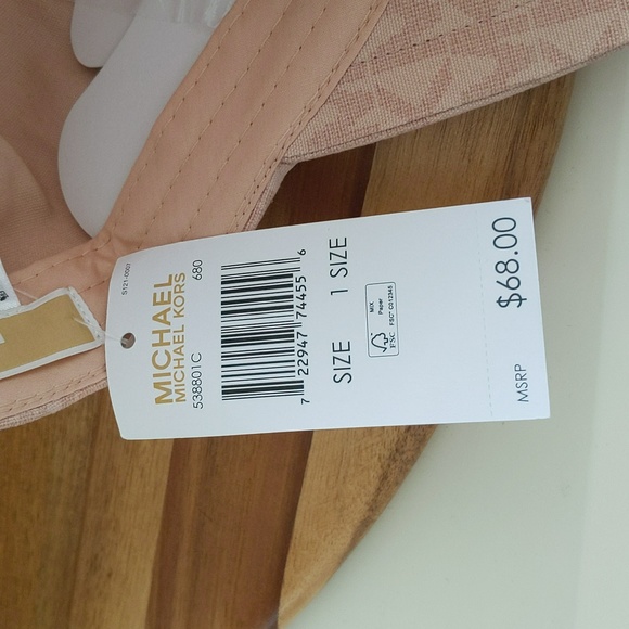 Michael kors 🩷NWT🩷 baseball cap blush pink 🩷 NEVER WORN! A++! - Picture 7 of 12